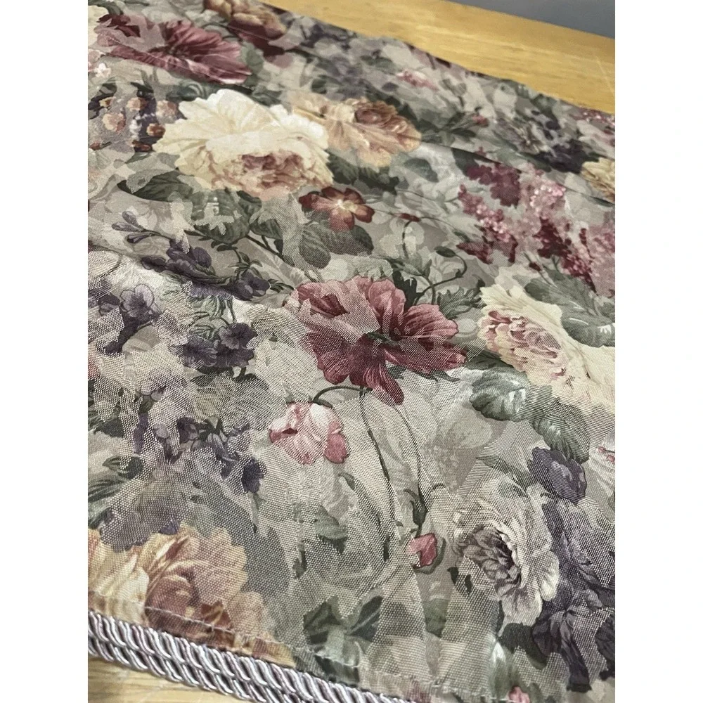 Vtg Floral Cottagecore Maroon Cream 48x17